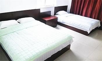 Longtai Star Hotel Циндао Экстерьер фото