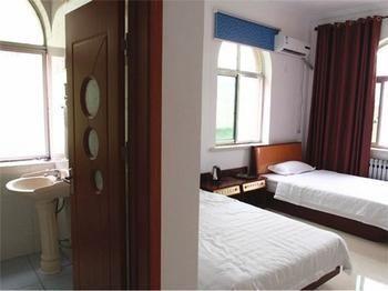 Longtai Star Hotel Циндао Экстерьер фото
